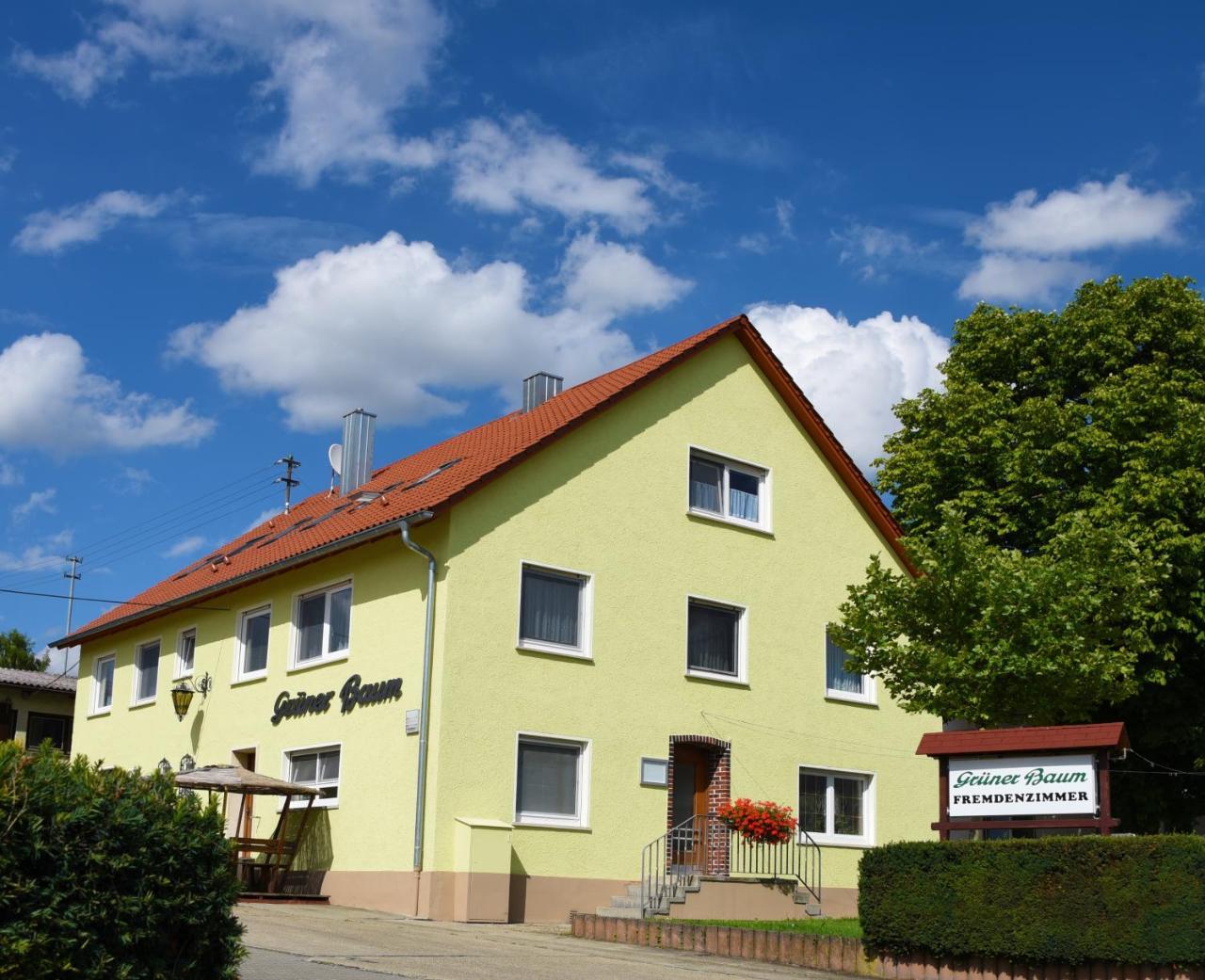 Gruener Baum Bed & Breakfast Langenau Exterior photo